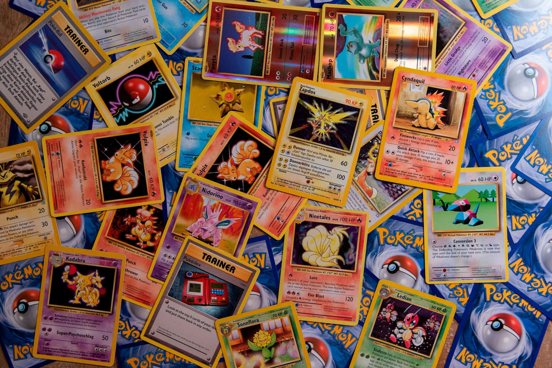 Koleksi Pokemon Card Pilihan Trainer